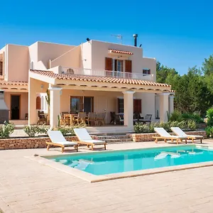 https://can-toni-cala-vadella-ibiza.balearic-islands.net